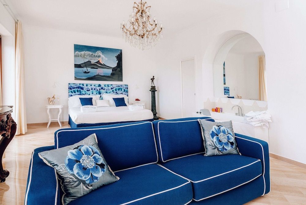 Eden Suite Sorrento 1