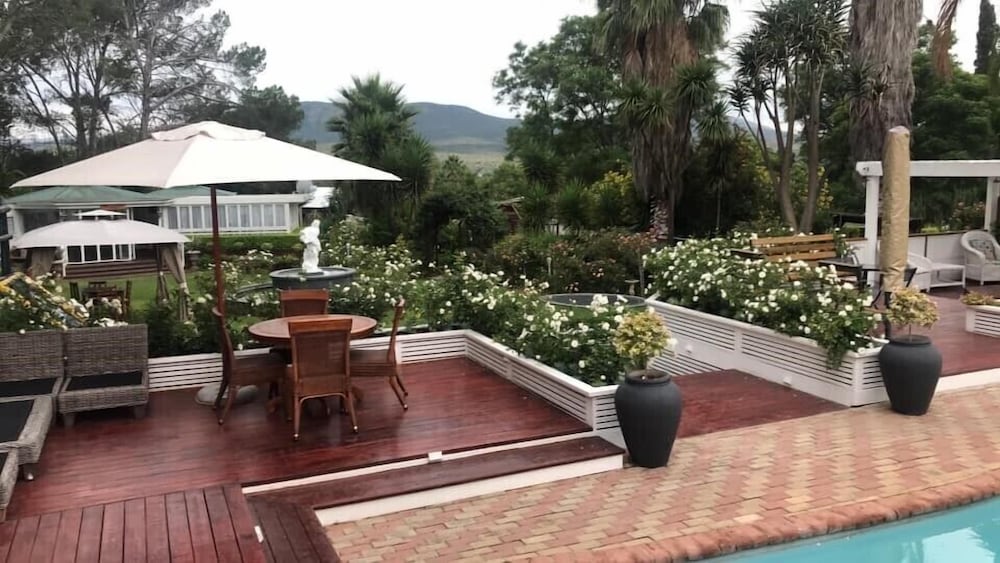Tri-Angle B&B and Wellness Salon 1