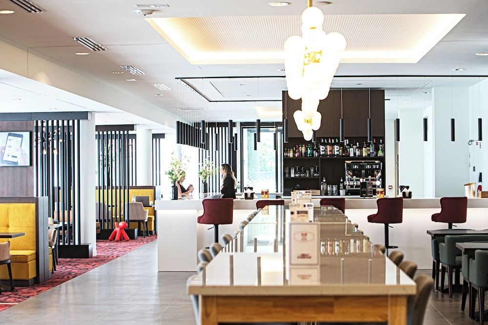 OSKO Hôtel Toulouse Aéroport 2