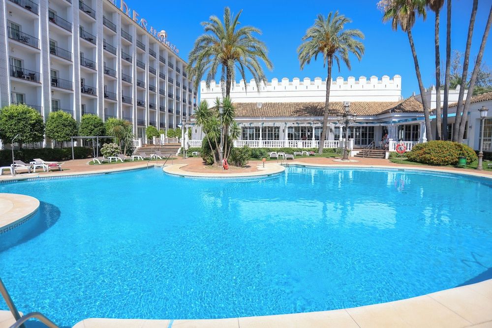 Hotel Abades Benacazon 1