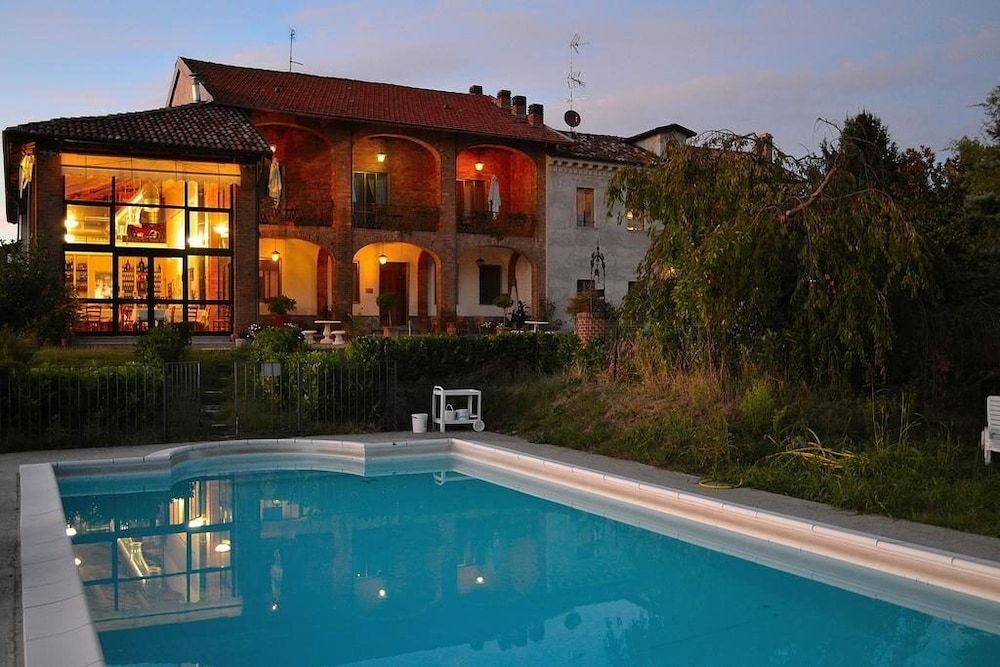 Tenuta MONVILLONE Country House & Restaurant 1