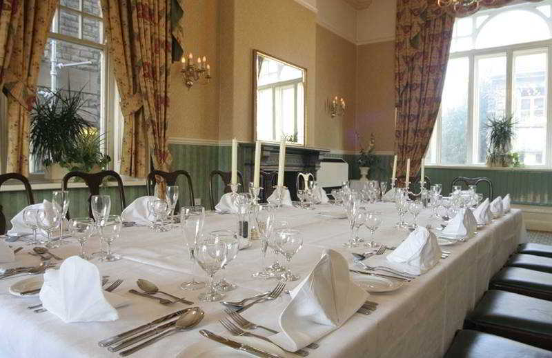 Royal Kings Arms Hotel 2