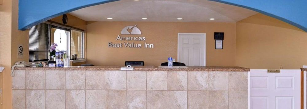 Americas Best Value Inn Schulenburg 2
