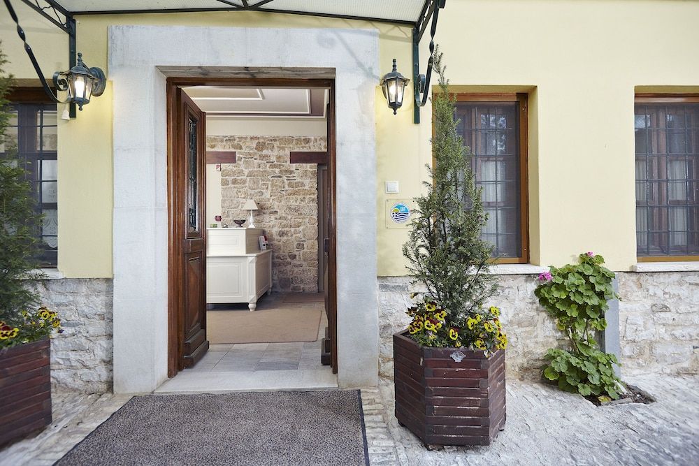 Hotel Kastro 2