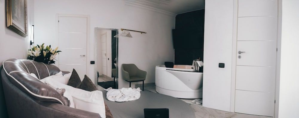 Gregorio VII Luxury Suites San Damaso 2