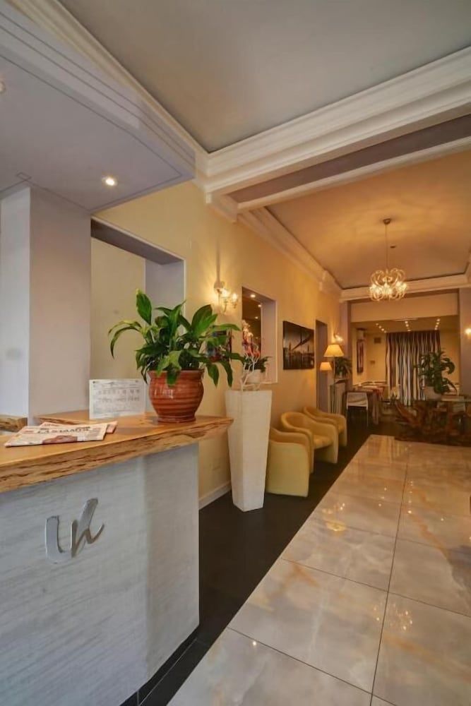 Hotel Universo 2