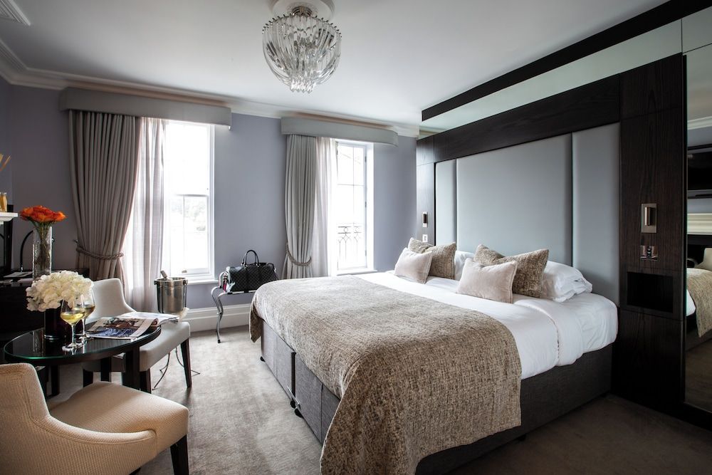 One Warwick Park Hotel 1