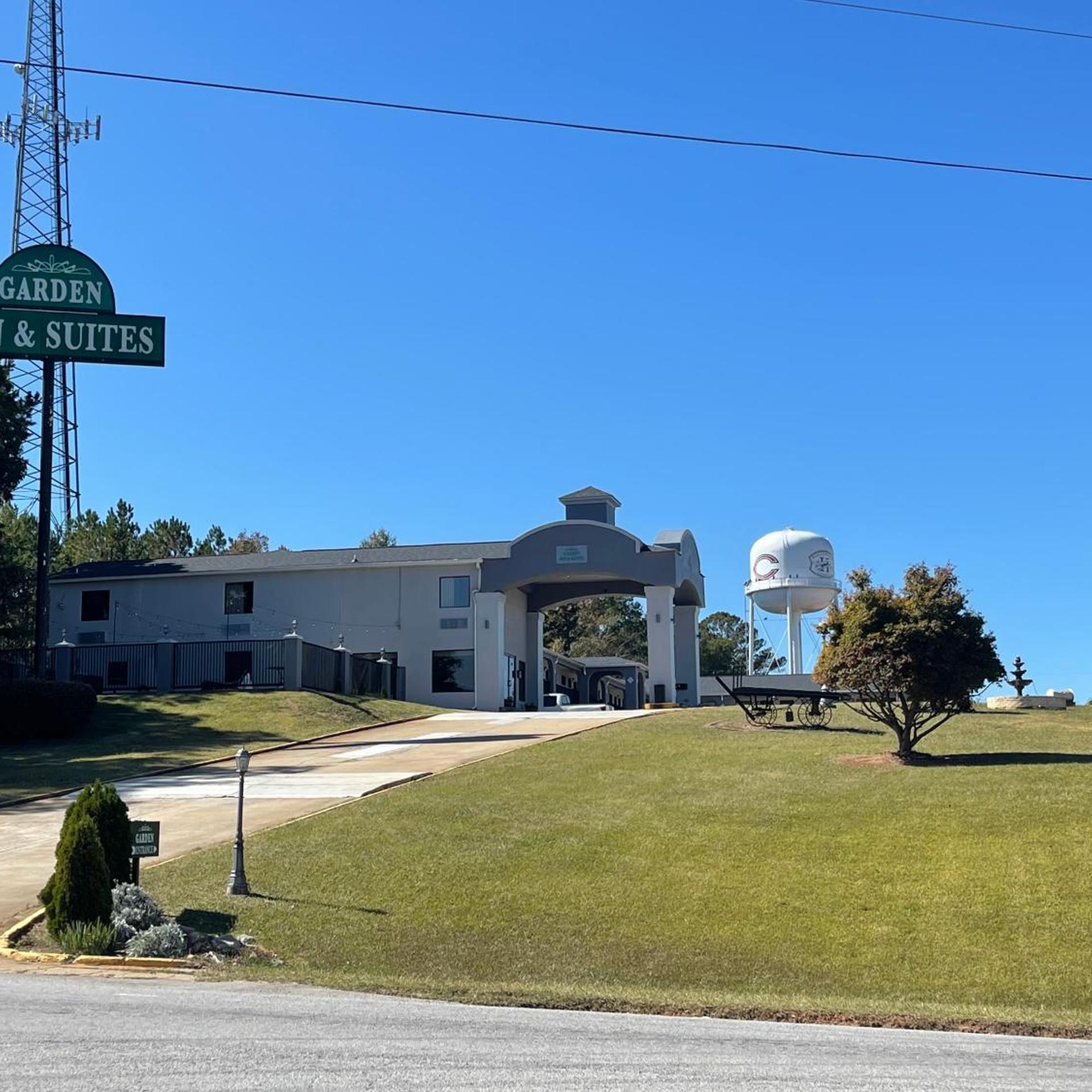 Garden Inn Suites 1