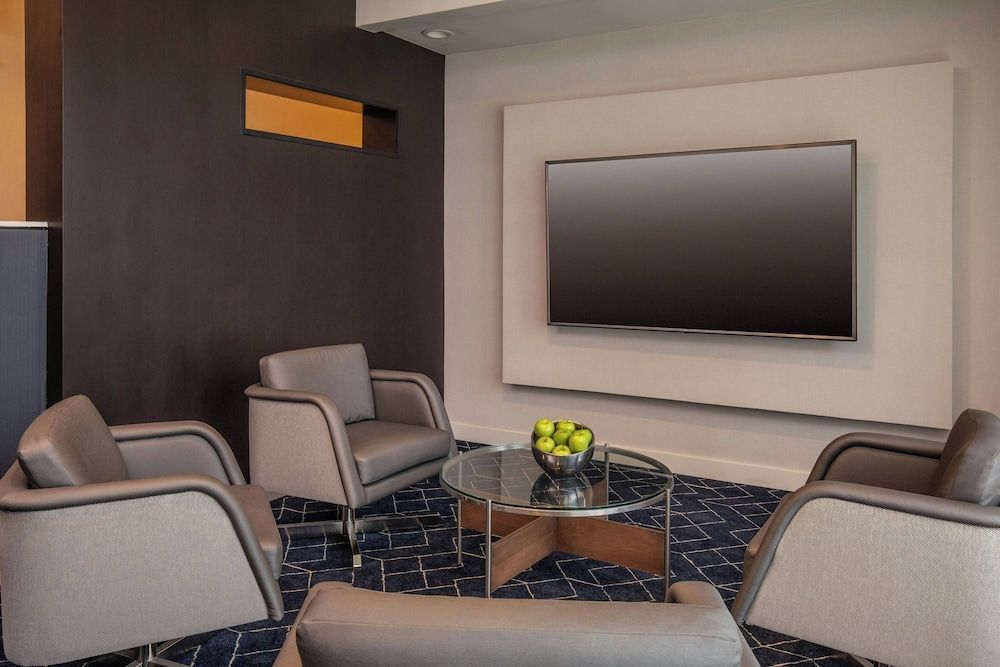 Courtyard by Marriott Boston Andover 2