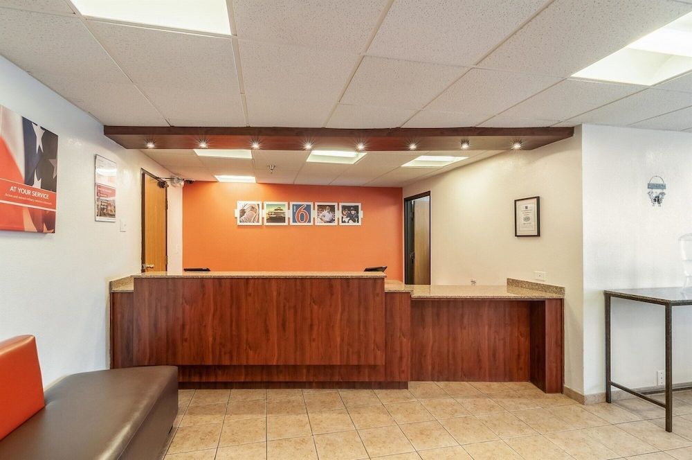 Motel 6-Naperville, IL 2