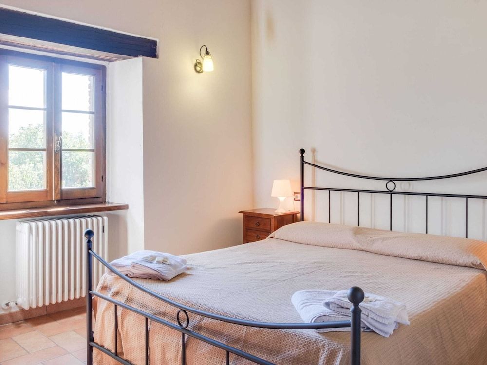 Authentic Marche Hideaway 2