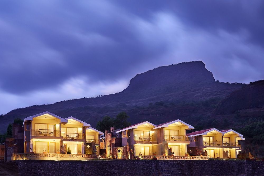 Saj By The Lake, Malshej Ghat 1