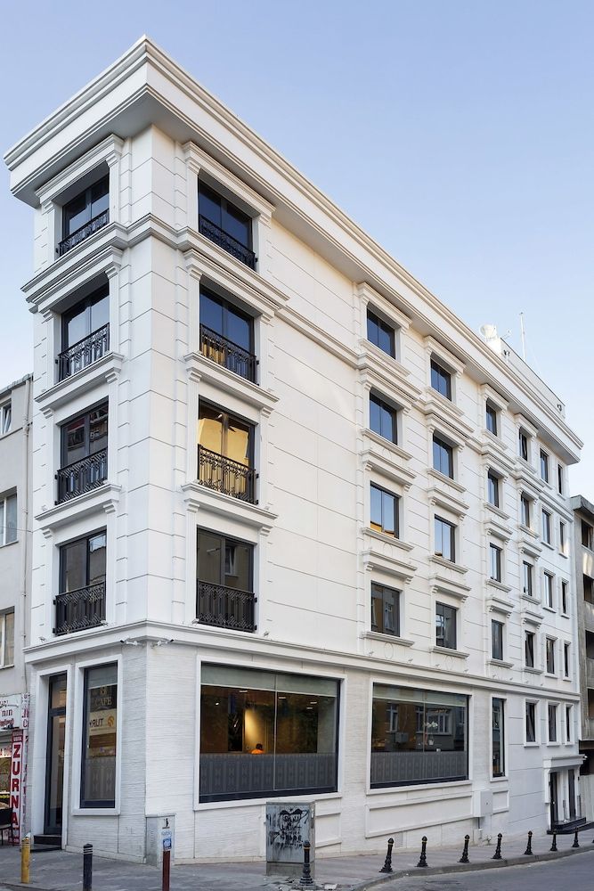 Güner Business Hotel 1