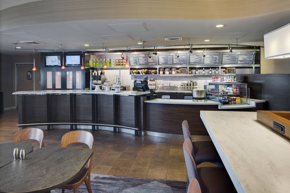 Courtyard by Marriott Providence Warwick 1
