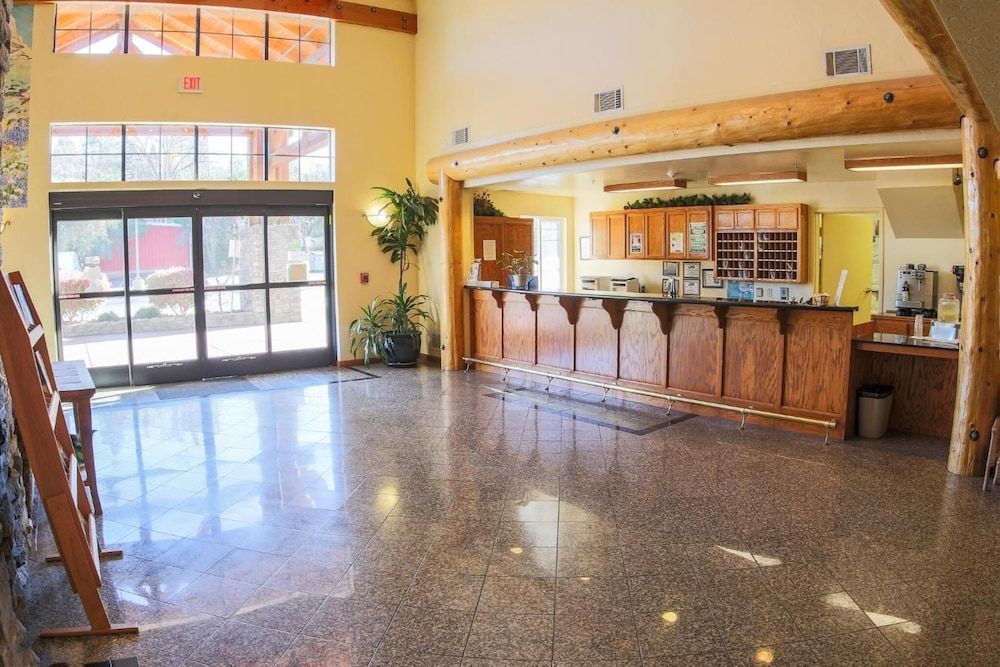 Murphys Suites 2