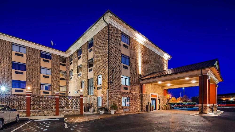 Best Western Plus Pineville-Charlotte South 1