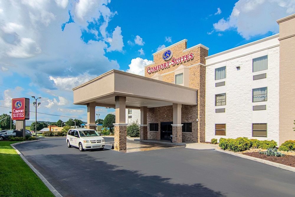 Comfort Suites Knoxville Airport 1