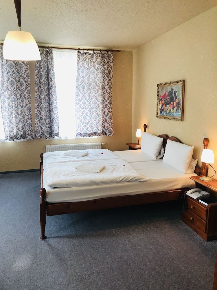 Haus Schlematal Hotel und Restaurant 2
