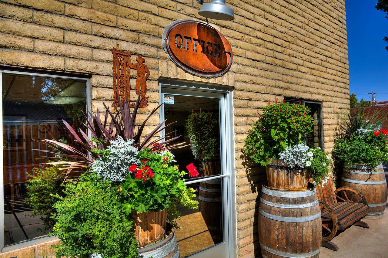 Rustic Inn 1