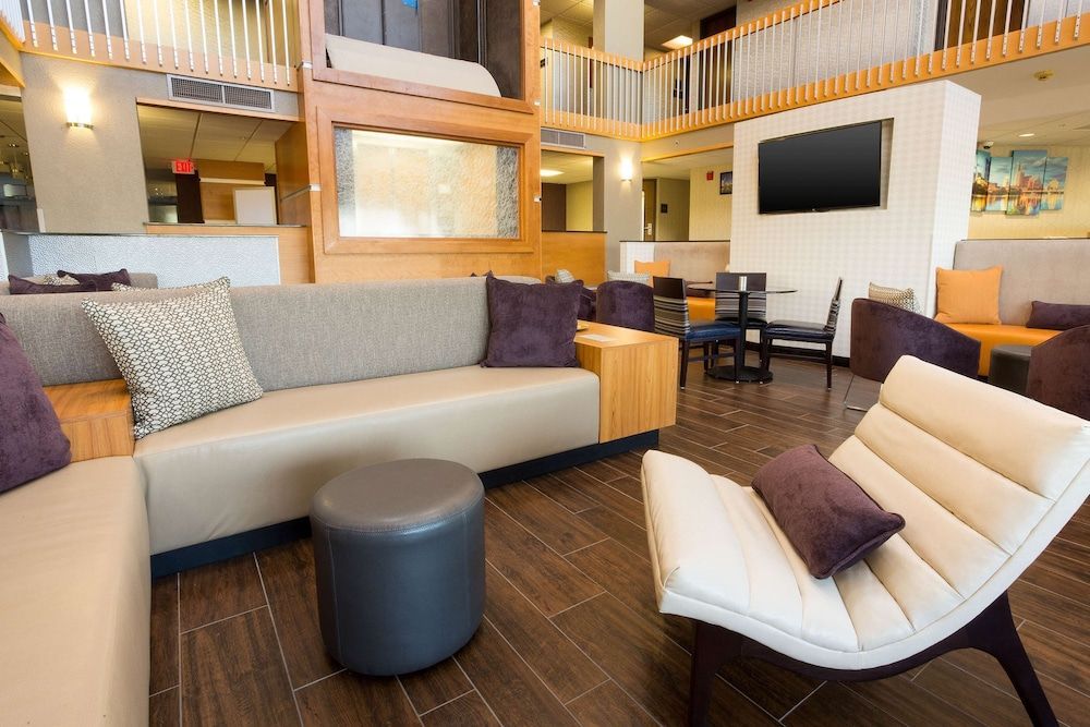 Drury Inn & Suites Austin North 2