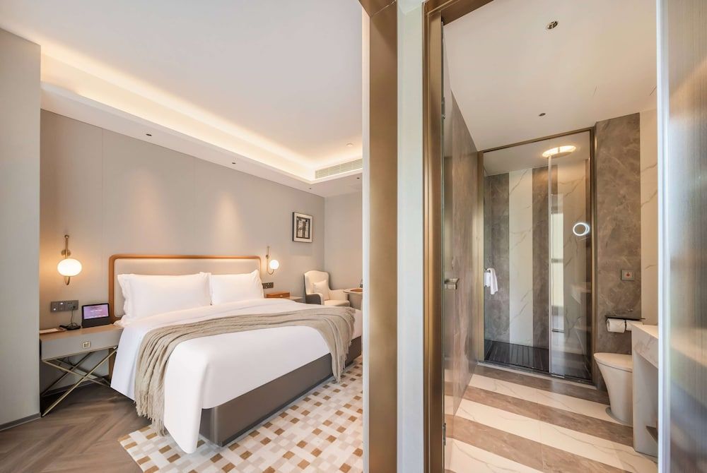 Howard Johnson Life Hotel by Wyndham Chongqing Liangjiang 2