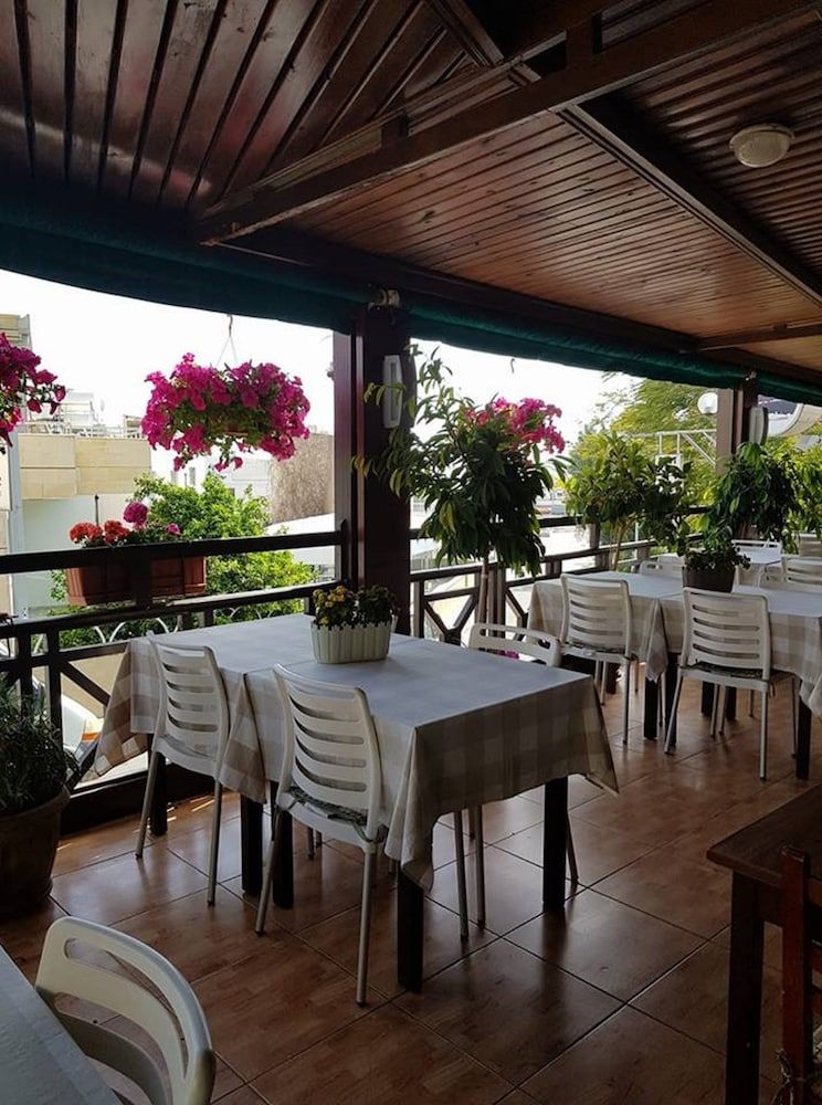 Myriama Apartments 1