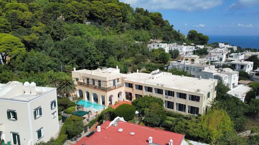 Hotel Villa Sarah 1
