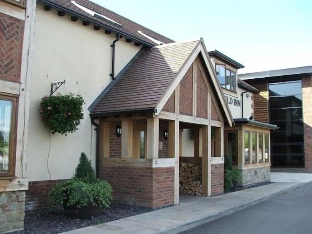 The Lowfield Inn 1