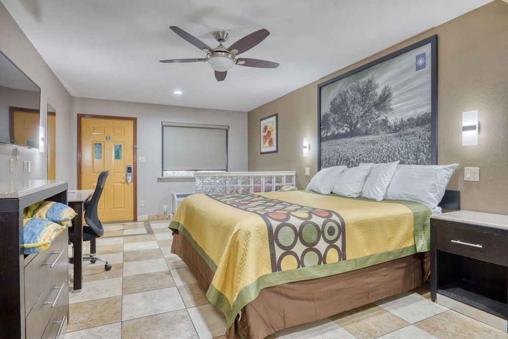 Texas Inn Donna 2
