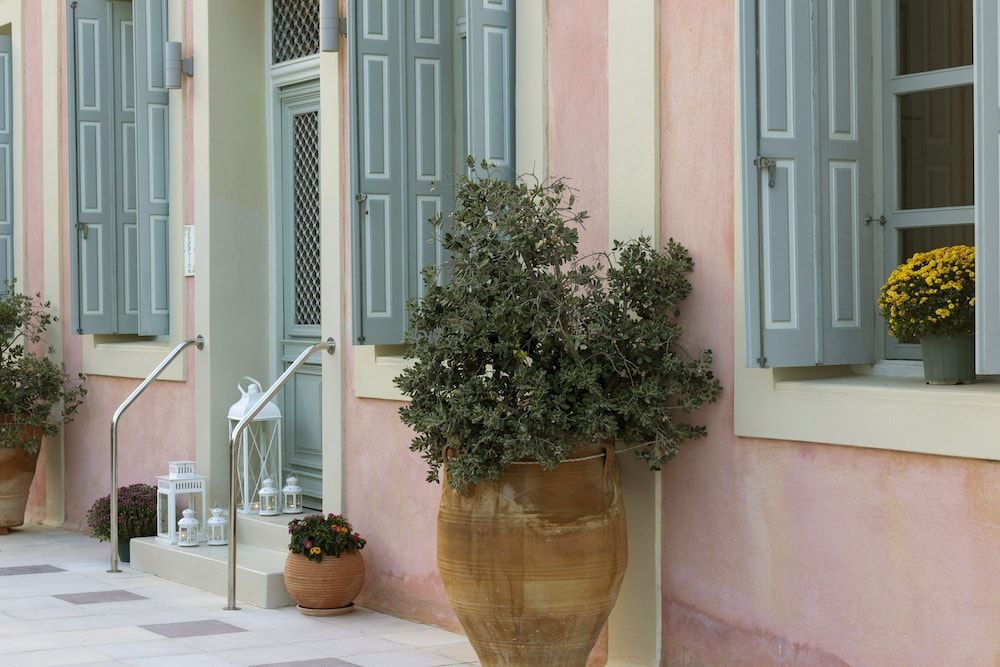 Aria Lito Mansion 2