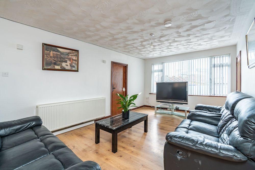 College Street Abode - Guest House 1