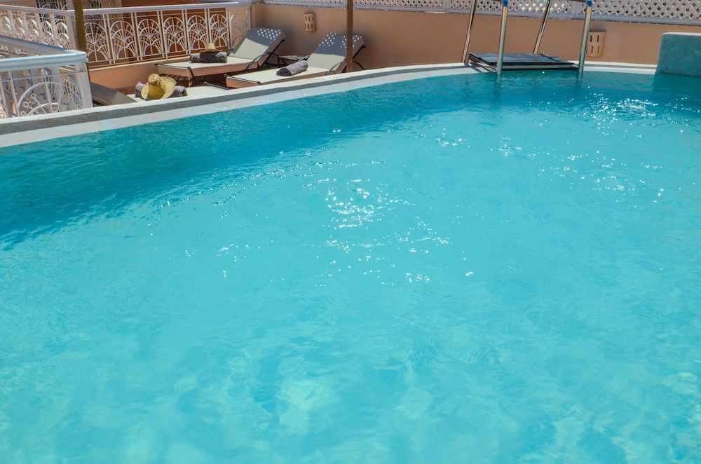 Riad Ayni 1