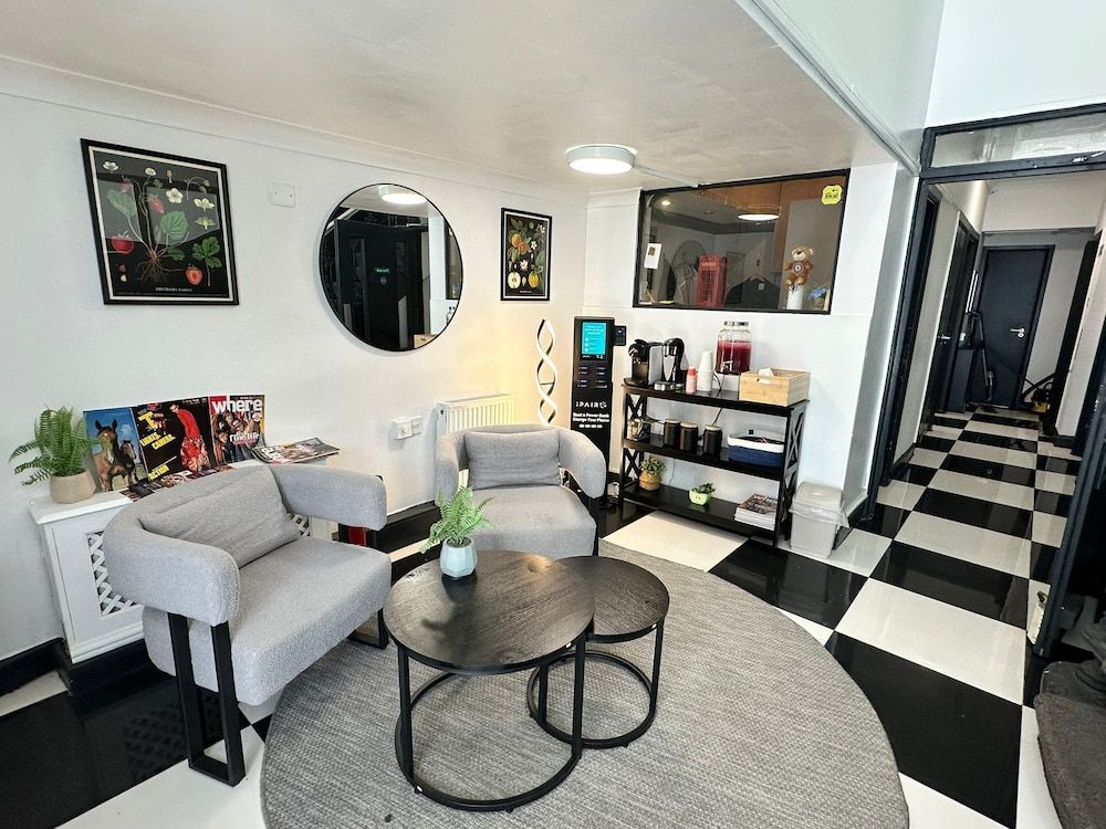 Amsterdam Hotel 1