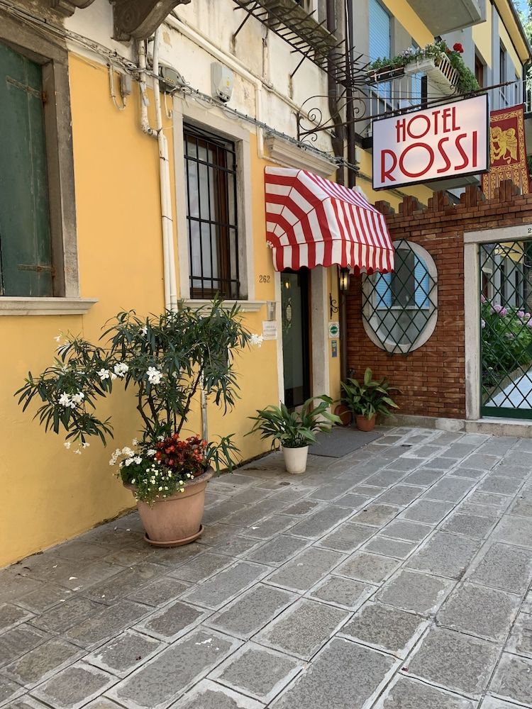 Hotel Rossi 1
