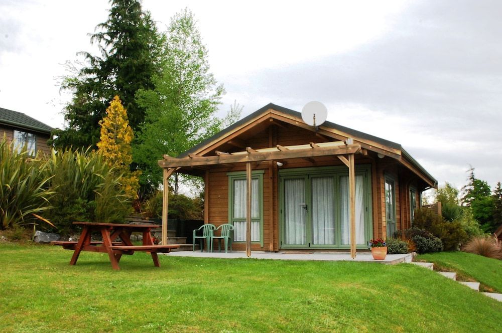 The Chalets Motel 1