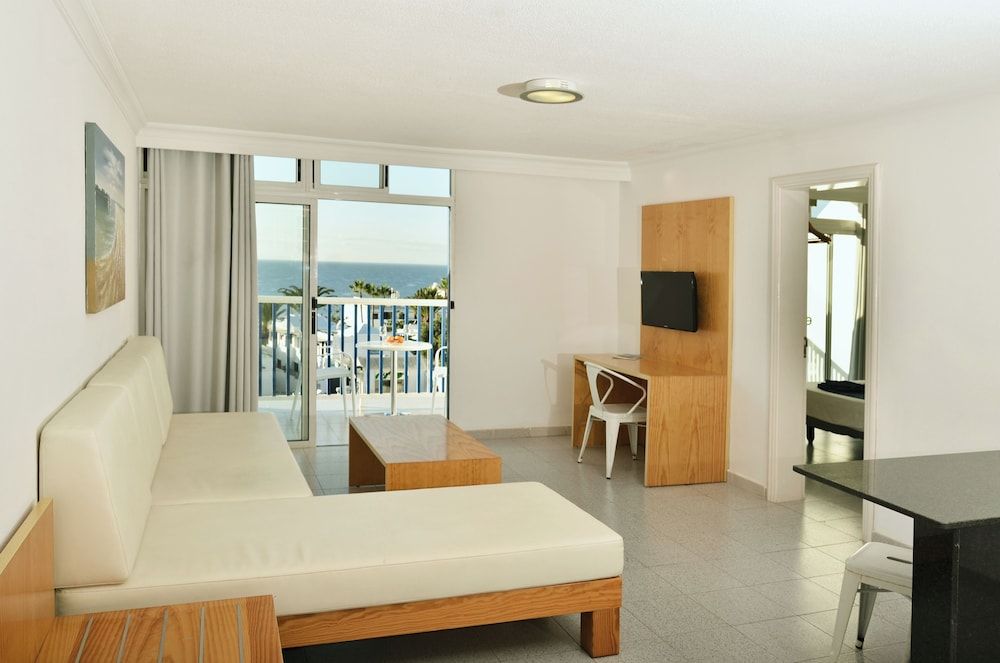 Ereza Apartamentos Los Hibiscos - Adults Only 1