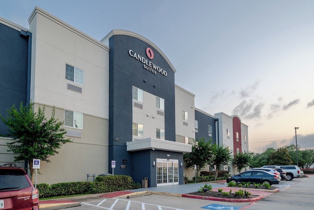Candlewood Suites DEER PARK by IHG 1