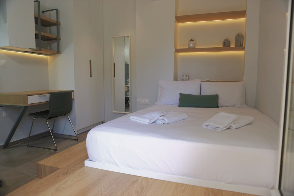 Nikis Dream Comfy Apartments 2