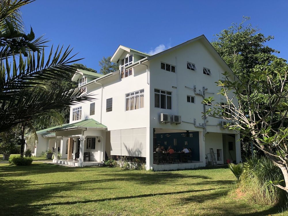 La Modestie Guest House 1
