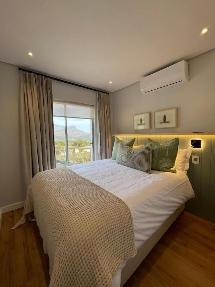 Dieu Donné Vineyard Self-Catering Cottages 1