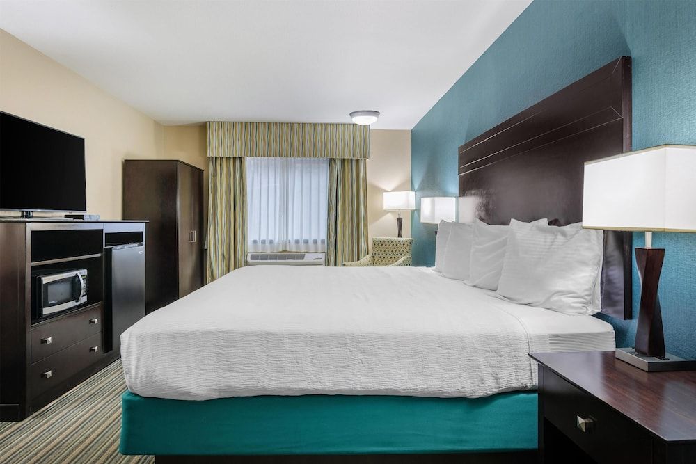 Best Western Long Beach Inn 1