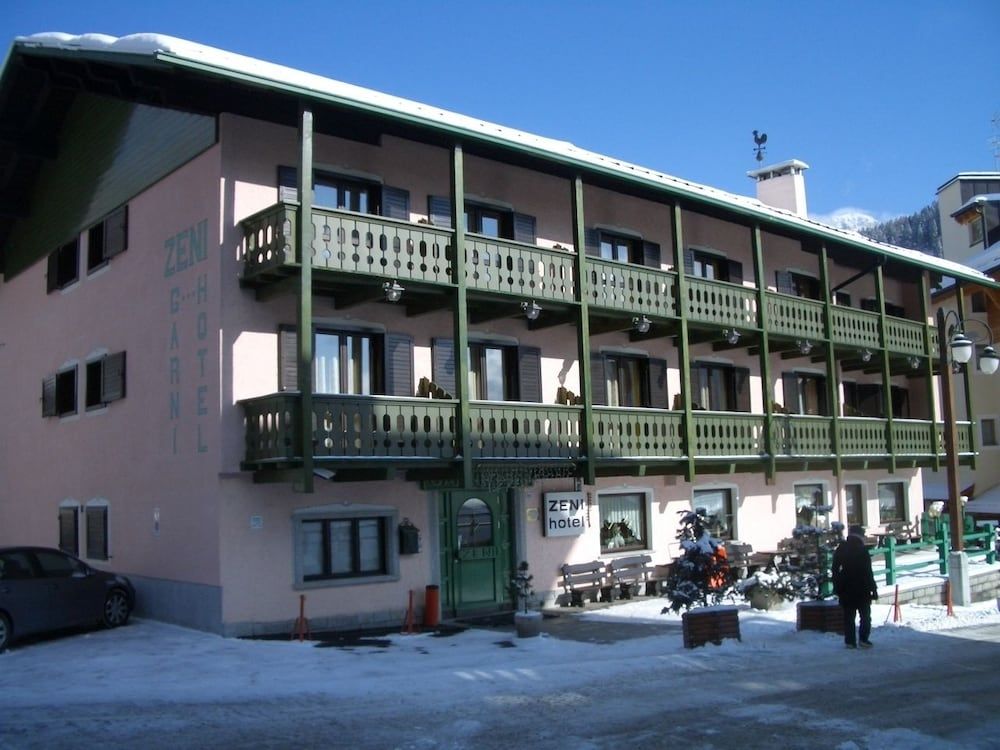 Hotel Zeni 1
