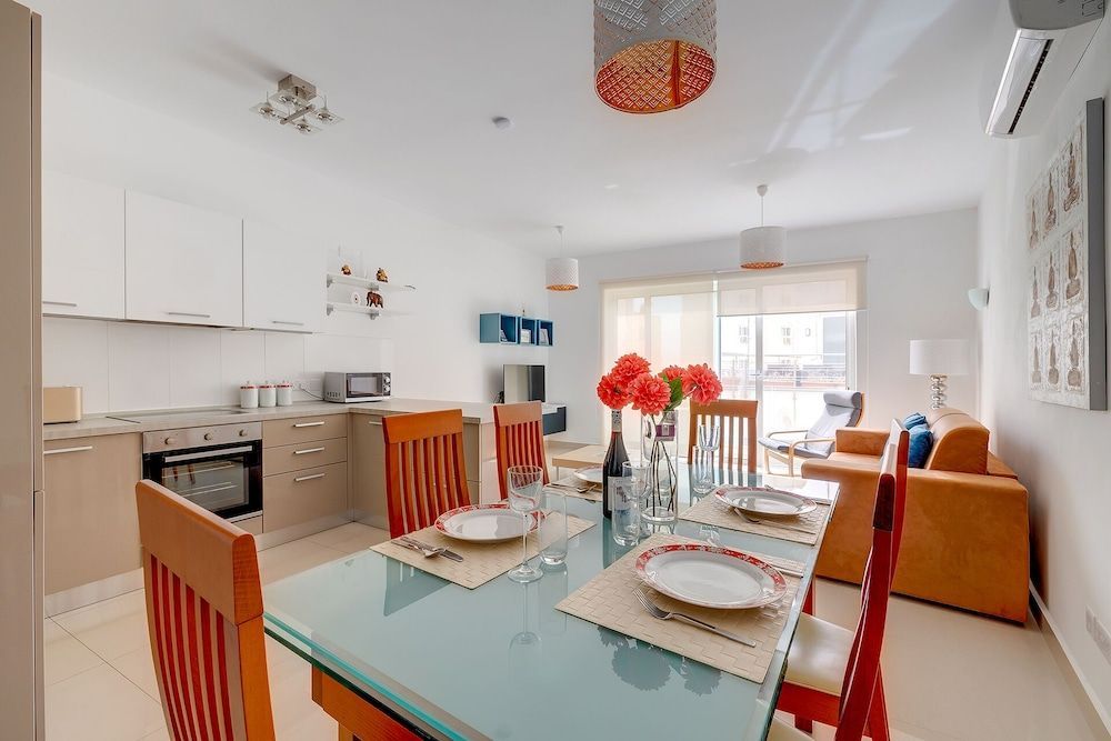 Prime Location Apartment with Side Seaviews 1