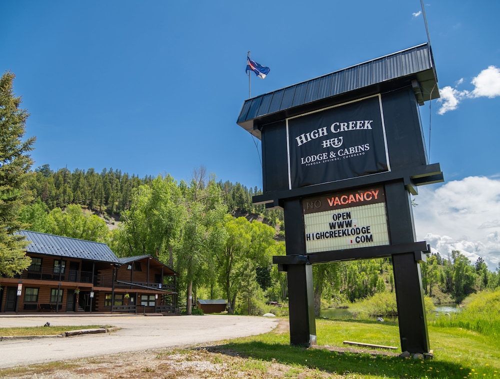 High Creek Lodge and Cabins 1