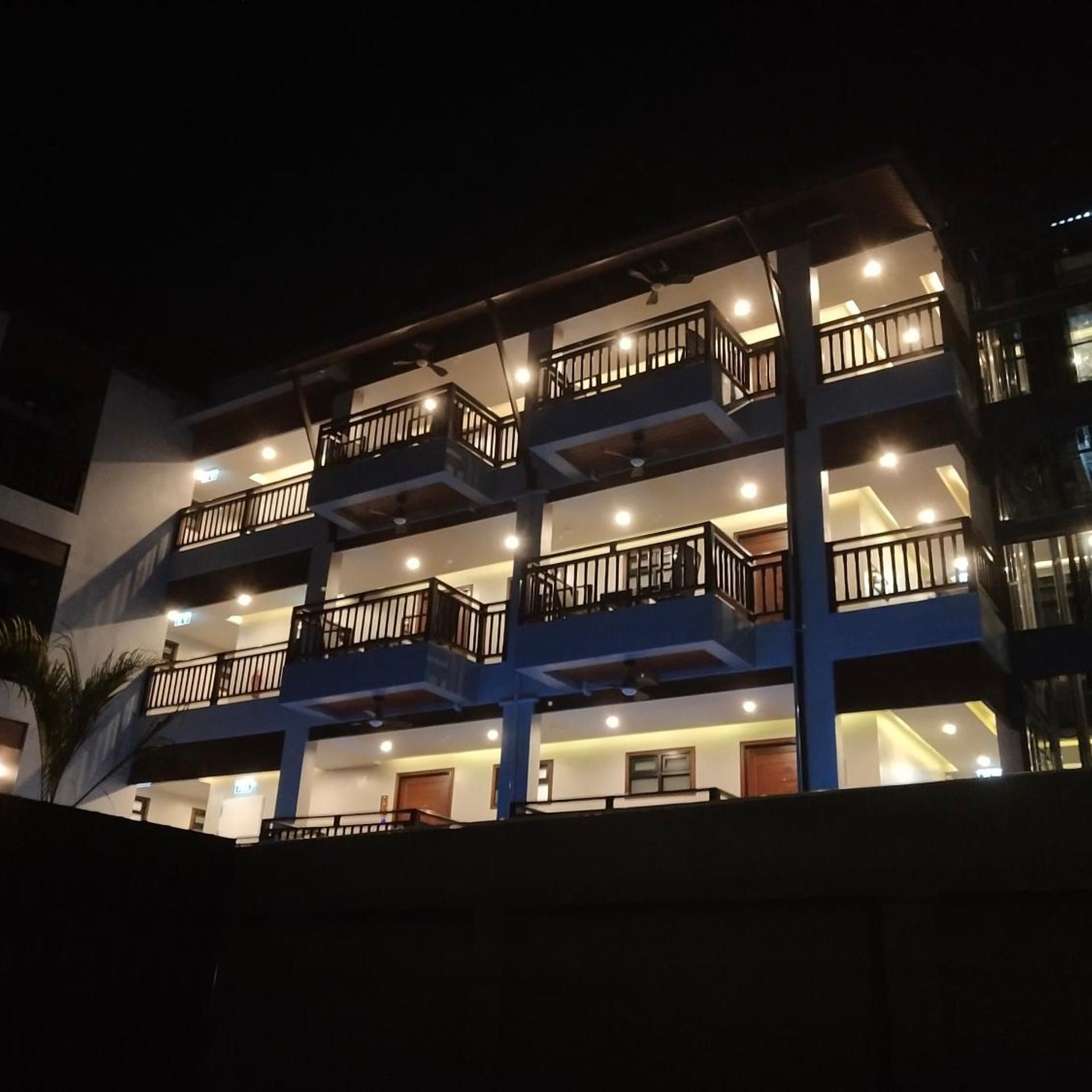Hotel De Sripoom 1