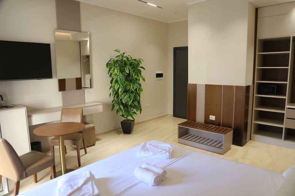 Anchor Luxury Rooms 1