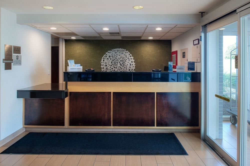 Fairfield Inn & Suites by Marriott Dayton Troy 2