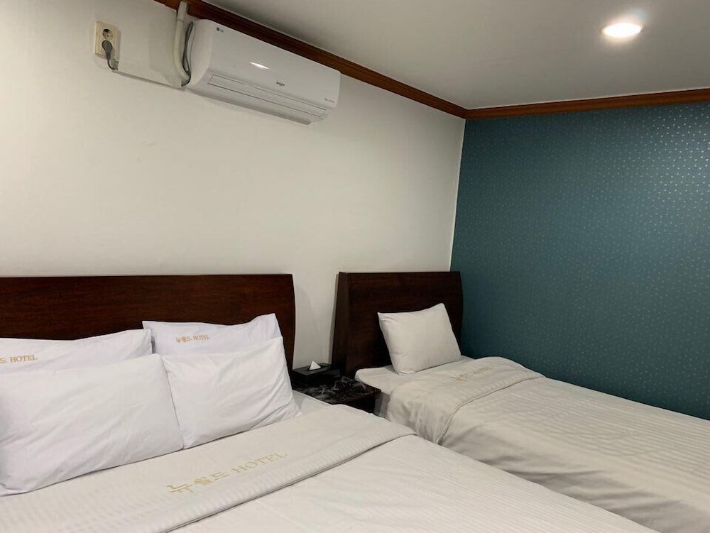 New World Hotel Yongsan 1