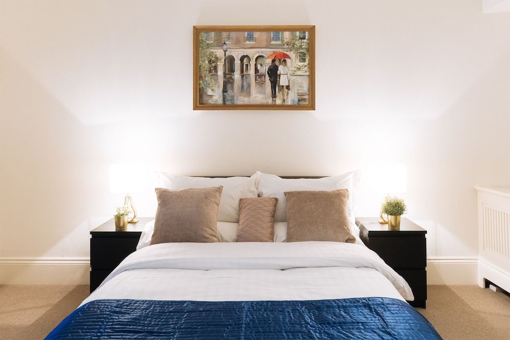 Mayfair Guesthouse 2
