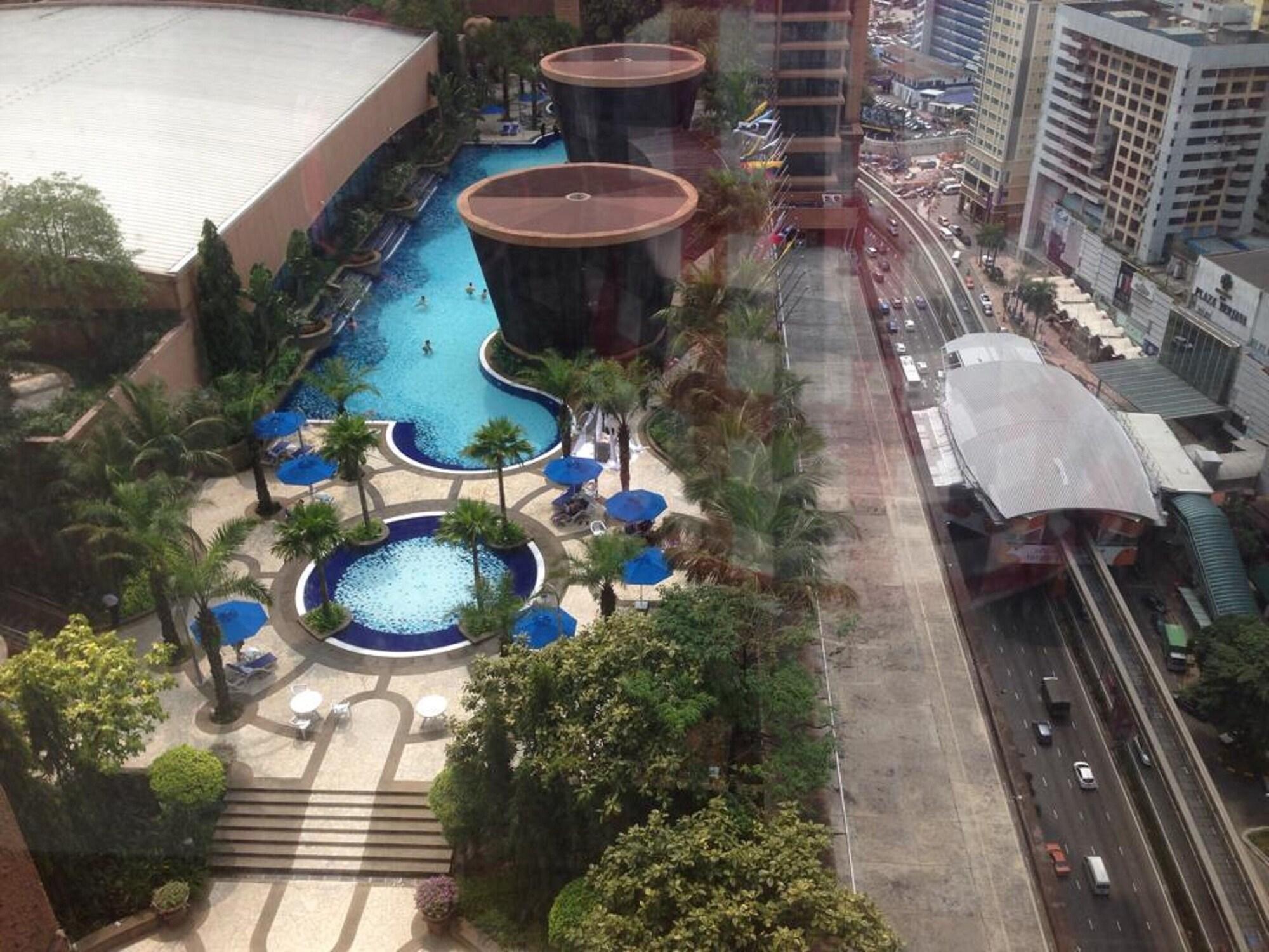 Grand Service Apt At Times Square 2